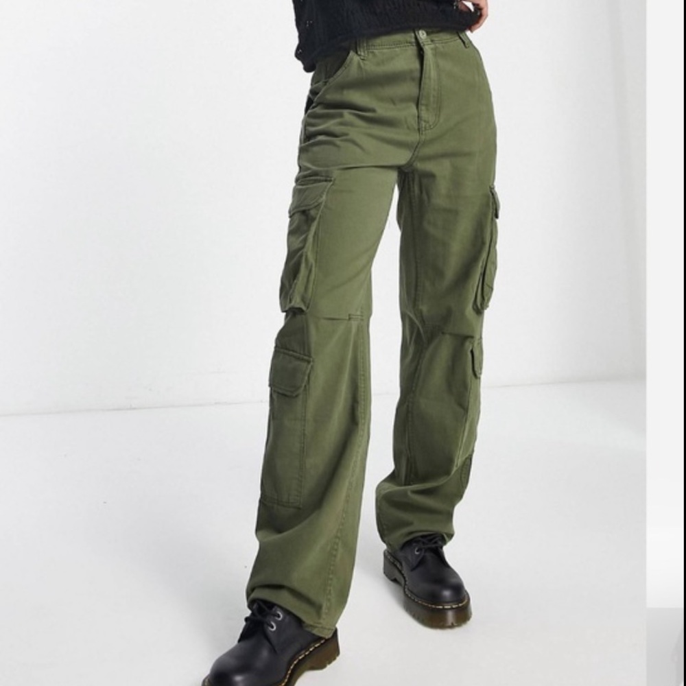 ASOS/Bershka multipocket cargo pants in light olive
